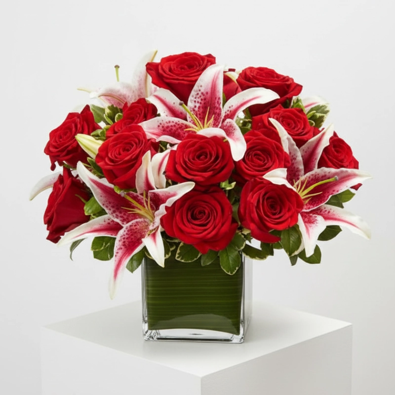 Rose and Lilly Cube Bouquet